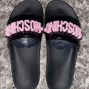 Moschino Slides
